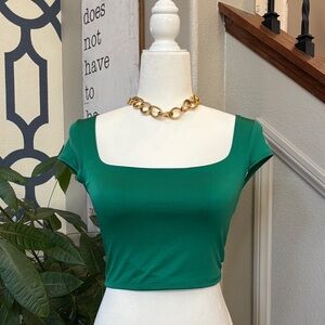 Green Square Neck Crop Top 🤩